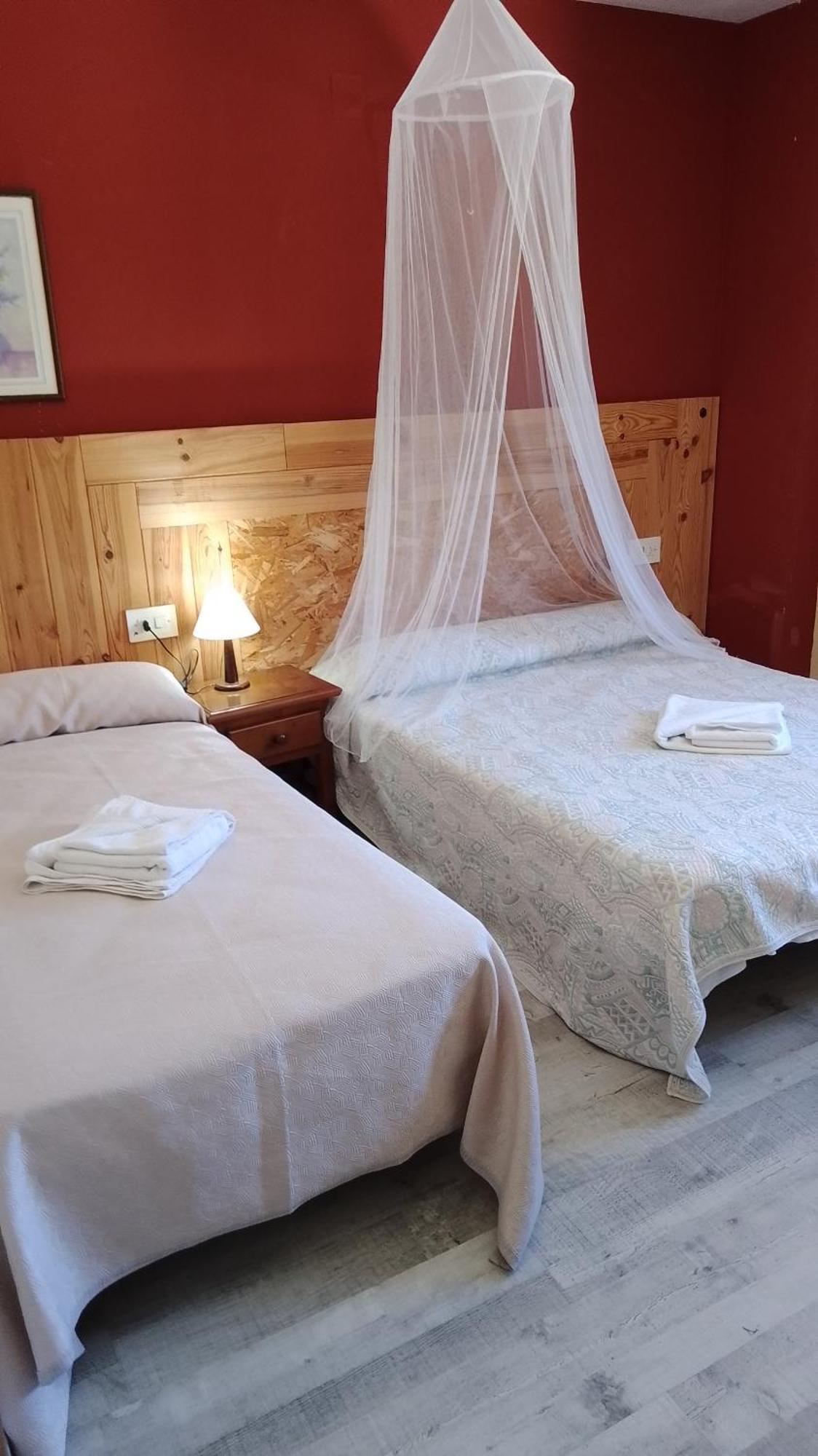 Eco Art Hotel Rural Tajo Peralejos de las Truchas Bagian luar foto