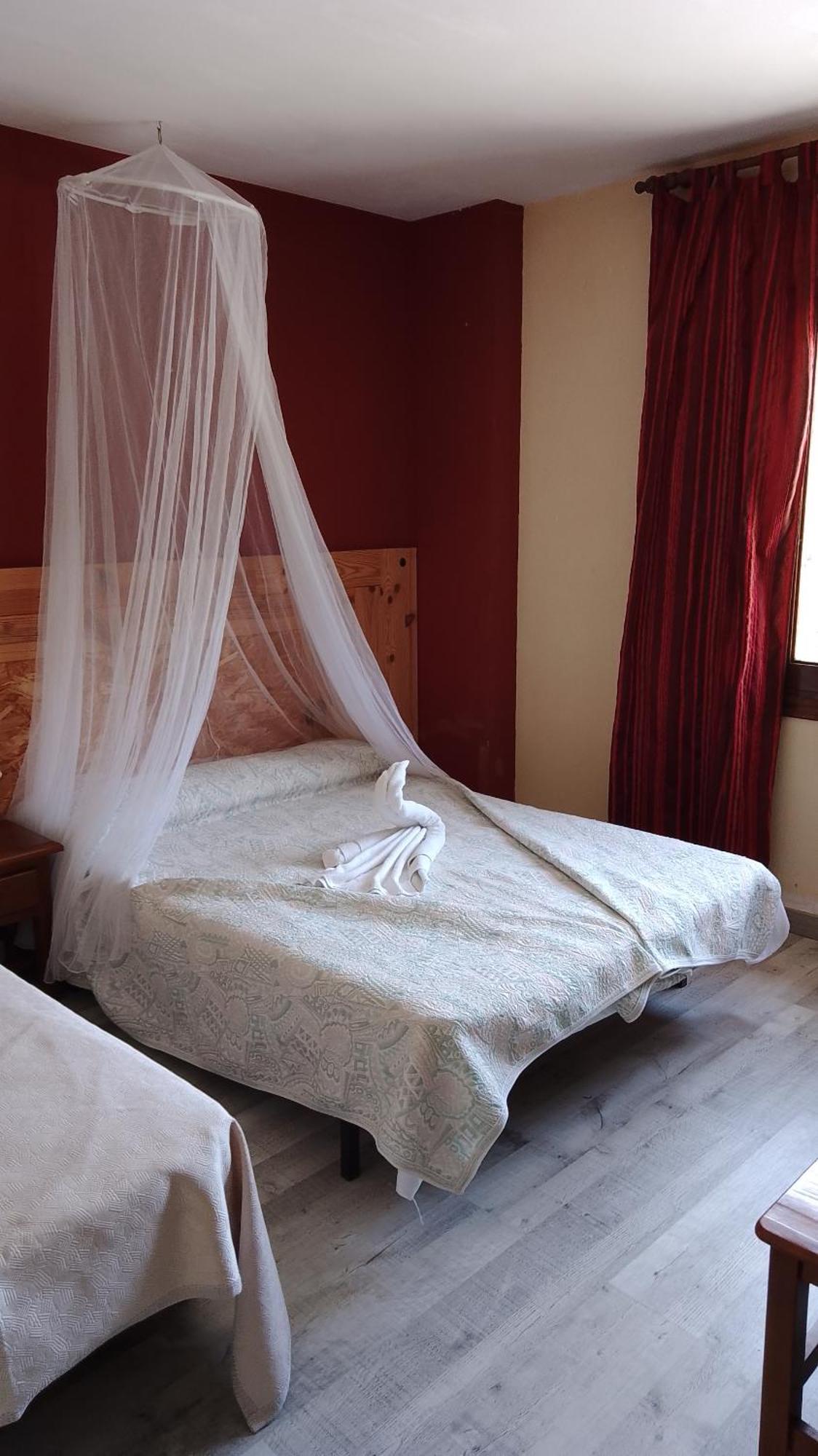 Eco Art Hotel Rural Tajo Peralejos de las Truchas Bagian luar foto